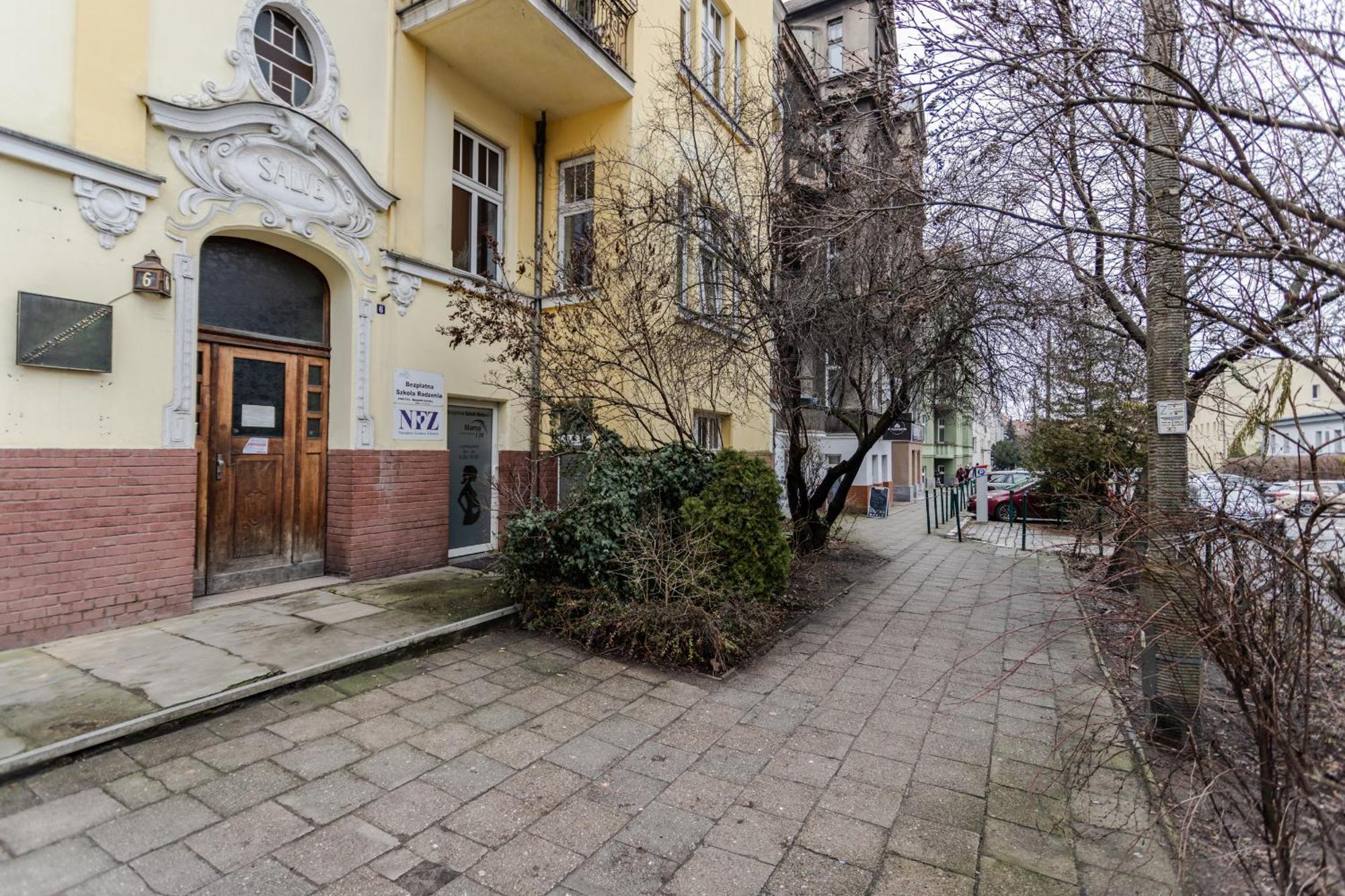 Nowoczesne I Stylowe Studia Very Berry W Poznaniu By Noclegi Renters エクステリア 写真